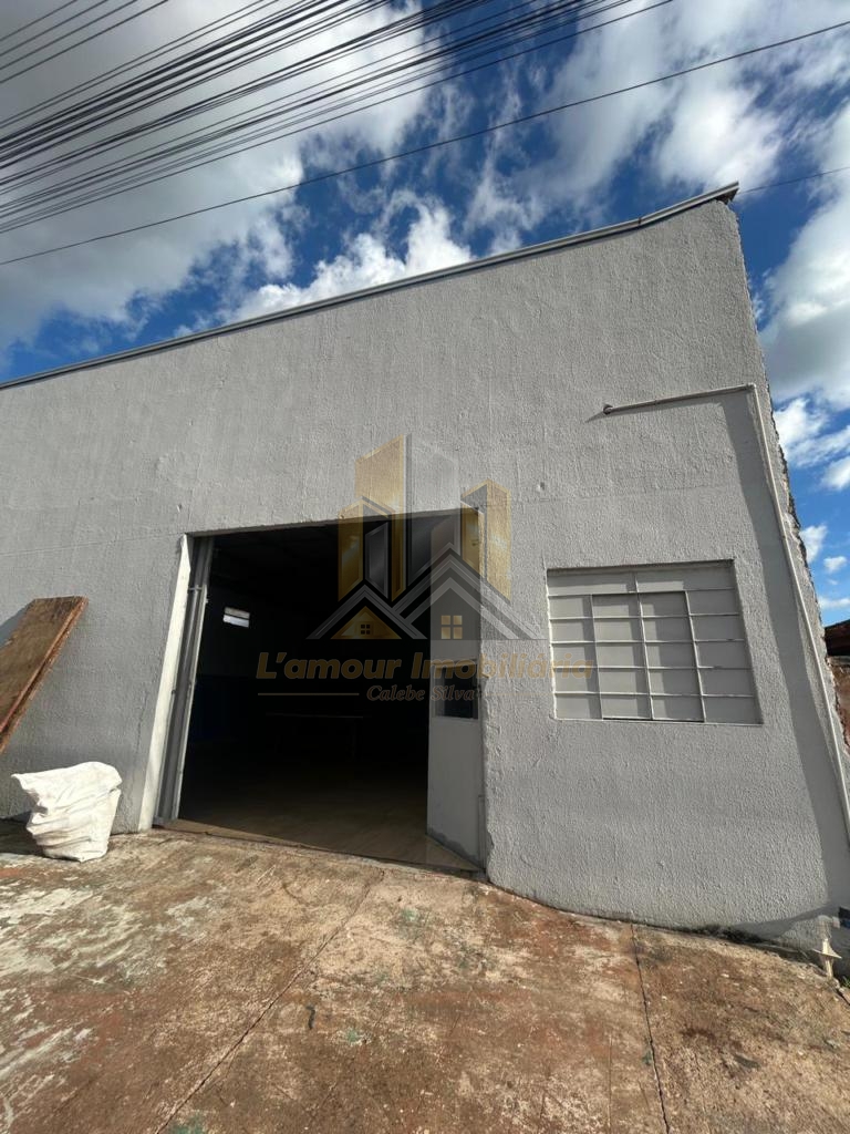 Casa Comercial